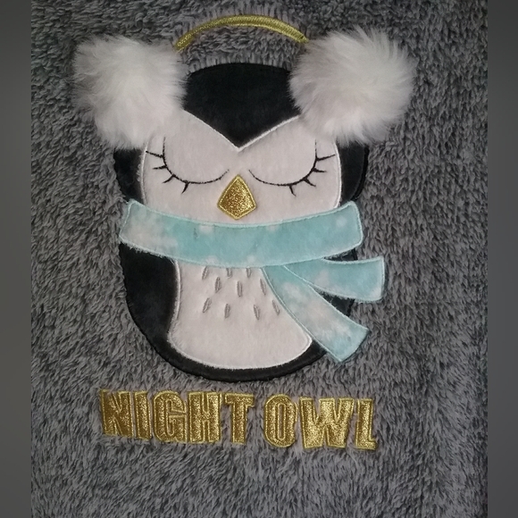 Secret Treasures Cofy Pajama Top - Picture 4 of 5